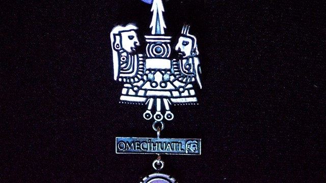 1. INMUJERES, MEDALLA OMECÍHUATL.JPG